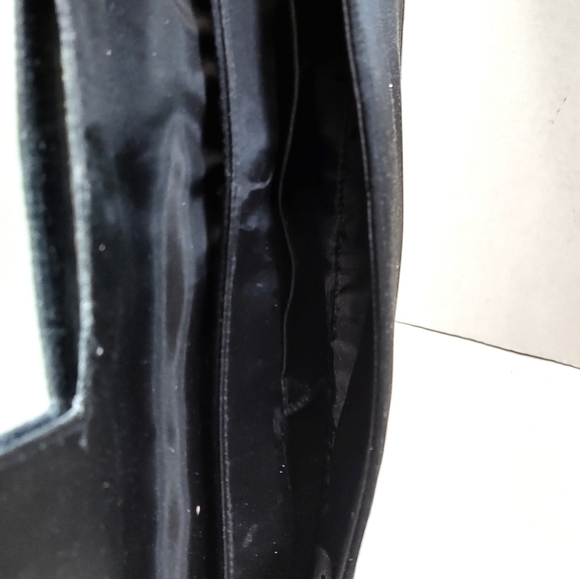 Elegant Black Satin Evening Clutch with Rhinestone Accents & Shoulder Strap - Picture 4 of 5